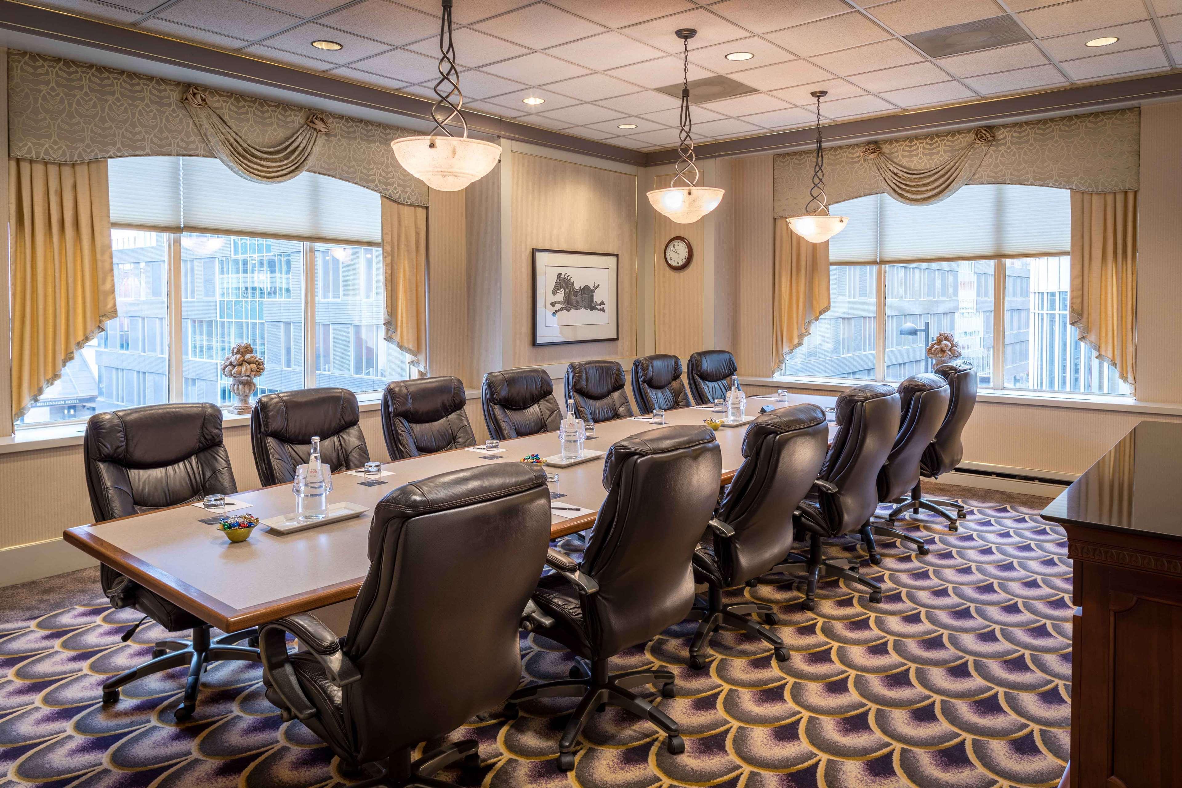 Hilton Cincinnati Netherland Plaza Εξωτερικό φωτογραφία