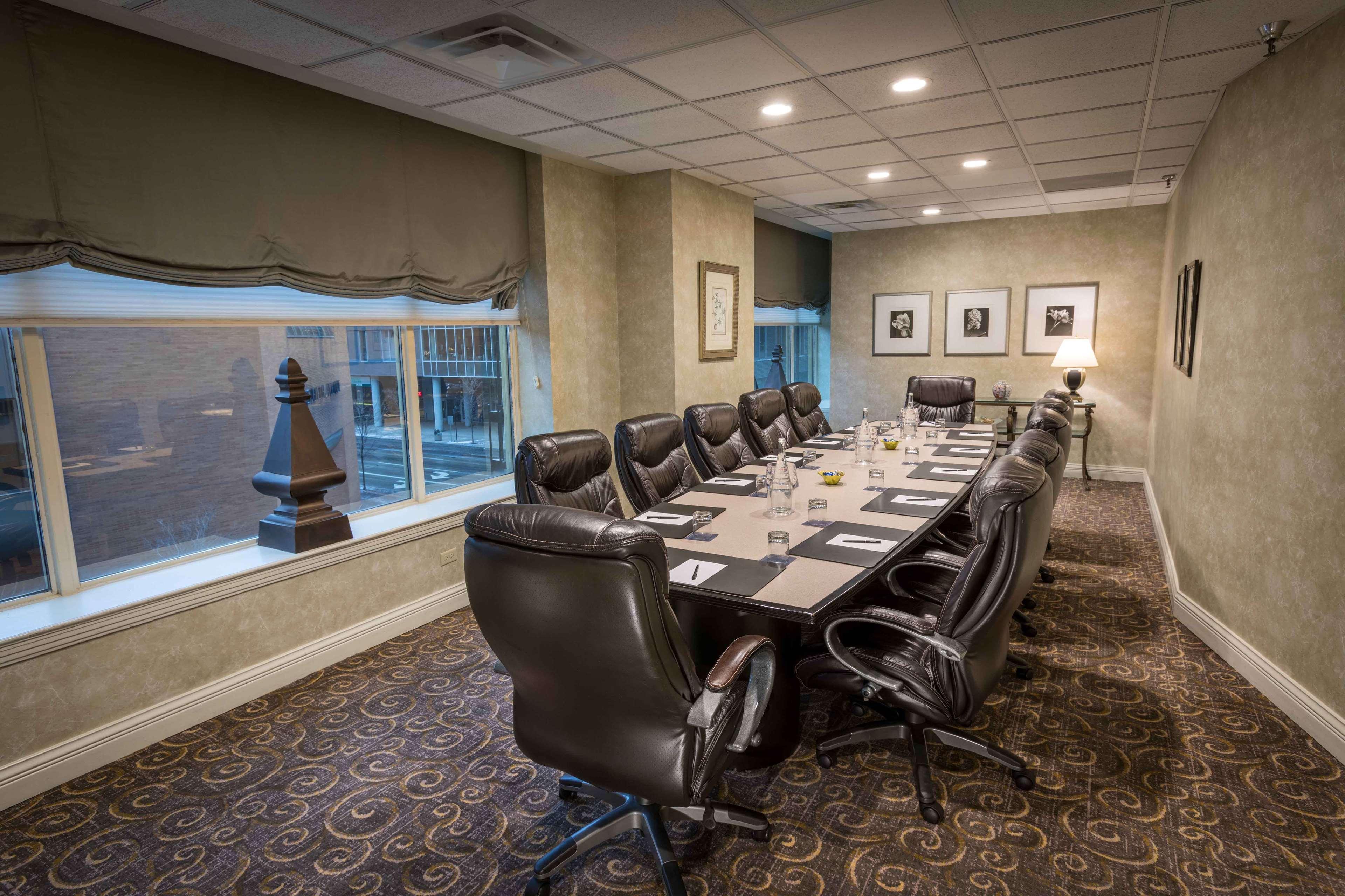 Hilton Cincinnati Netherland Plaza Εξωτερικό φωτογραφία