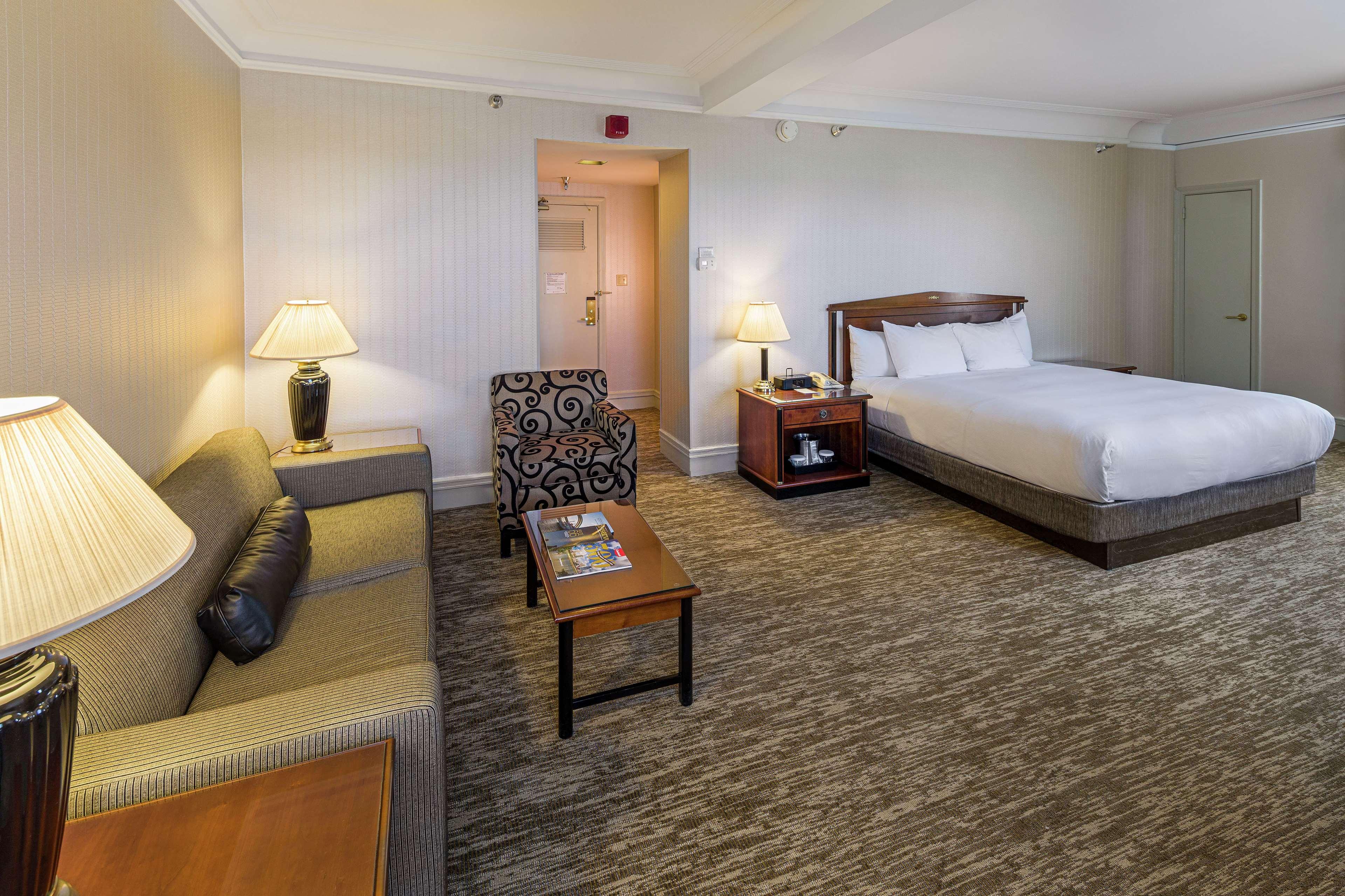 Hilton Cincinnati Netherland Plaza Εξωτερικό φωτογραφία